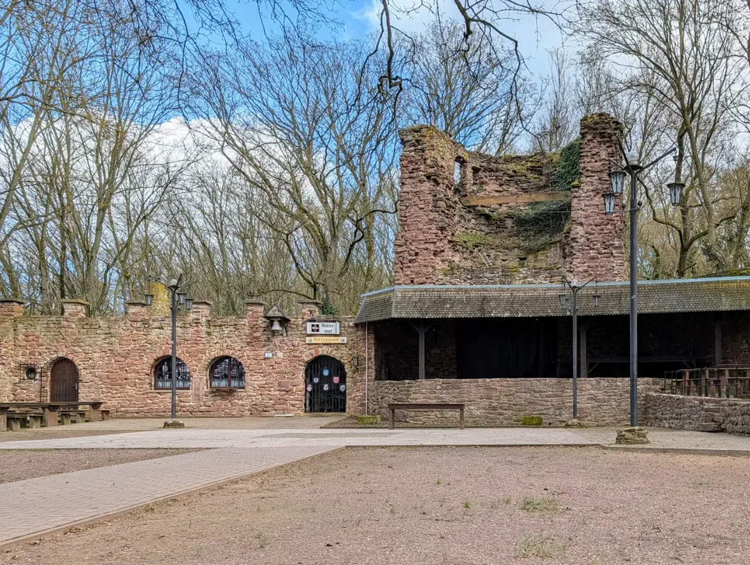 Vorburg Burgruinde Bornstedt