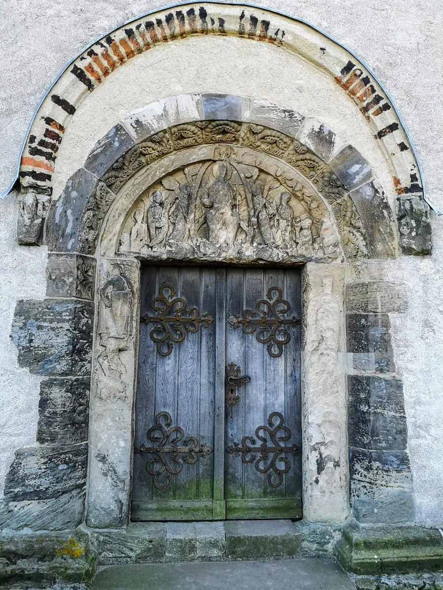Eingangstür zur Doppelkapelle Landsberg