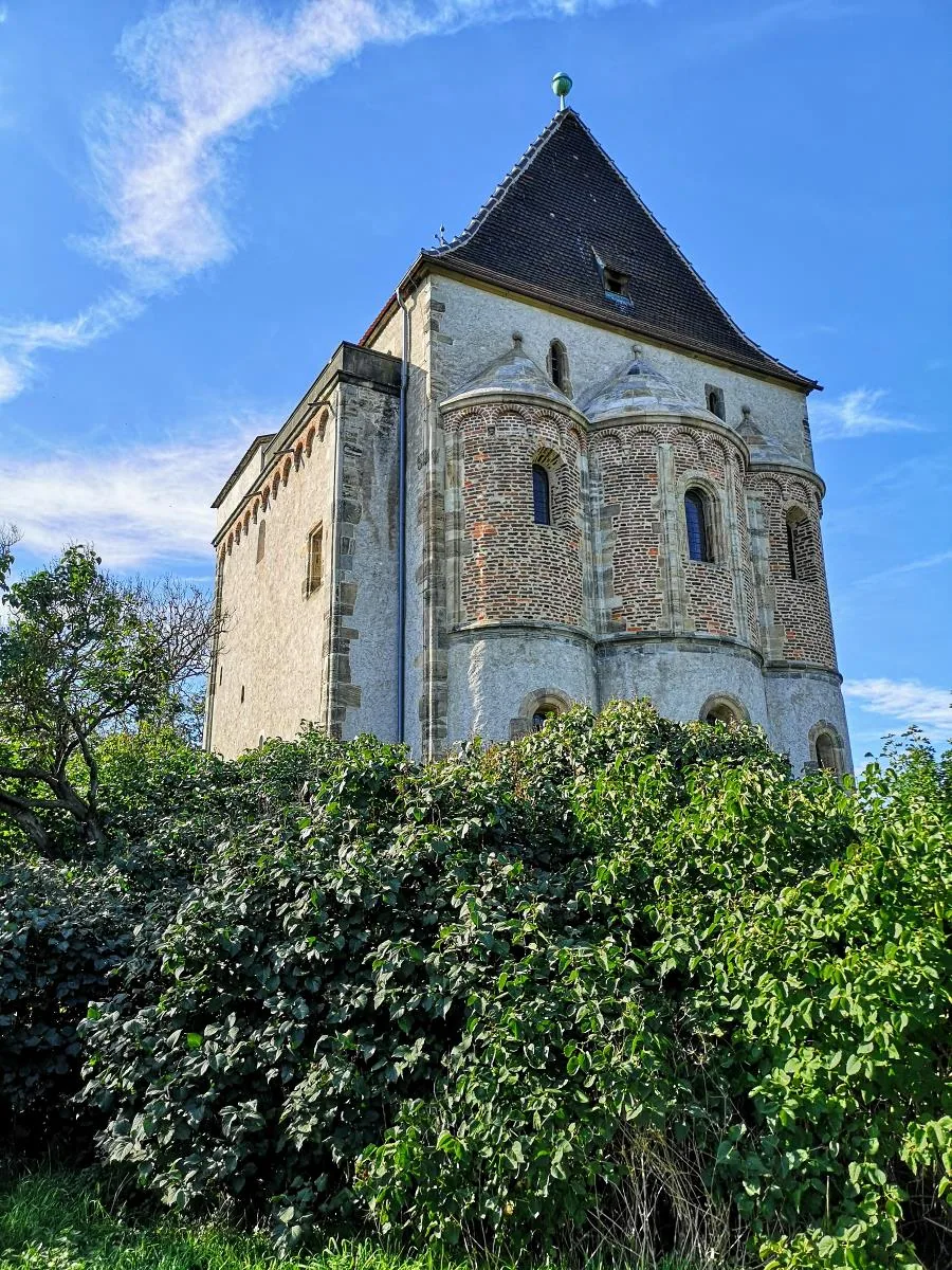 Doppelkapelle Landsberg, Südostseite