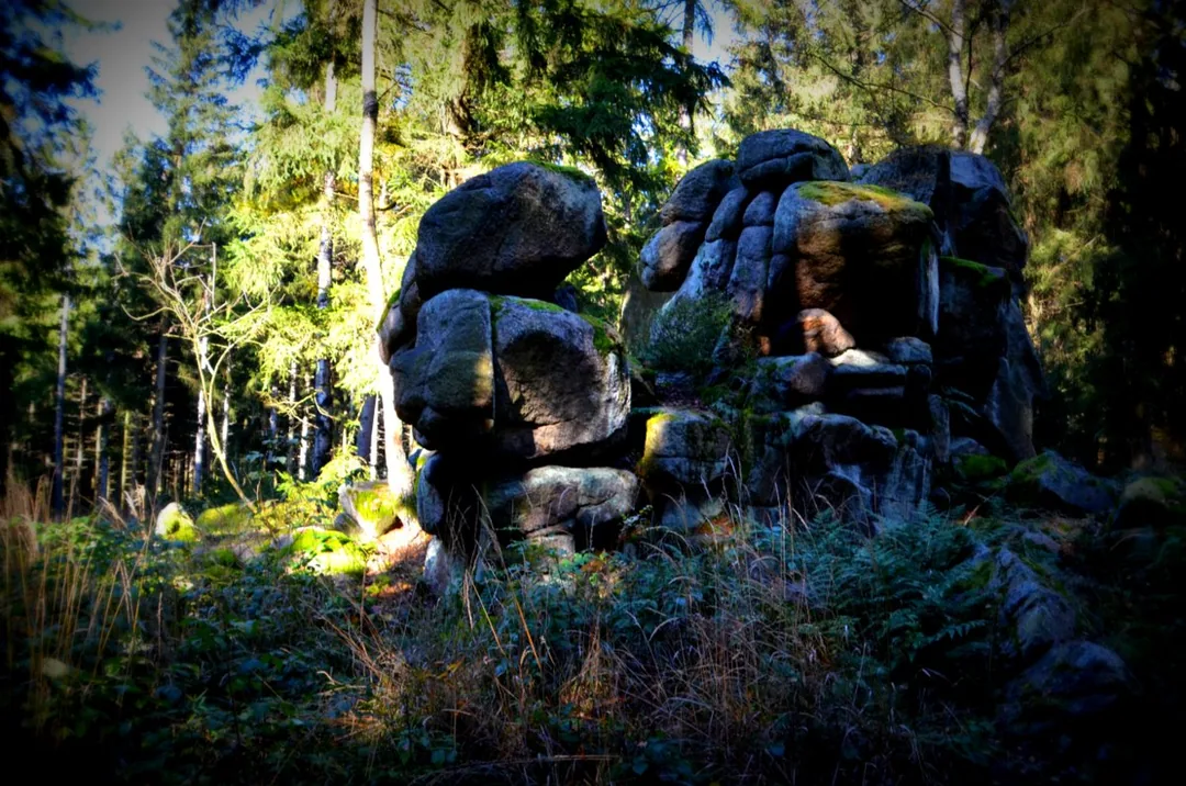 Große Teufelsmühle bei Friedrichsbrunn, Felsen