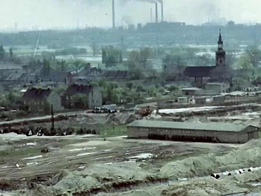 Halle-Silberhöhe, Hanoier Straße 1981