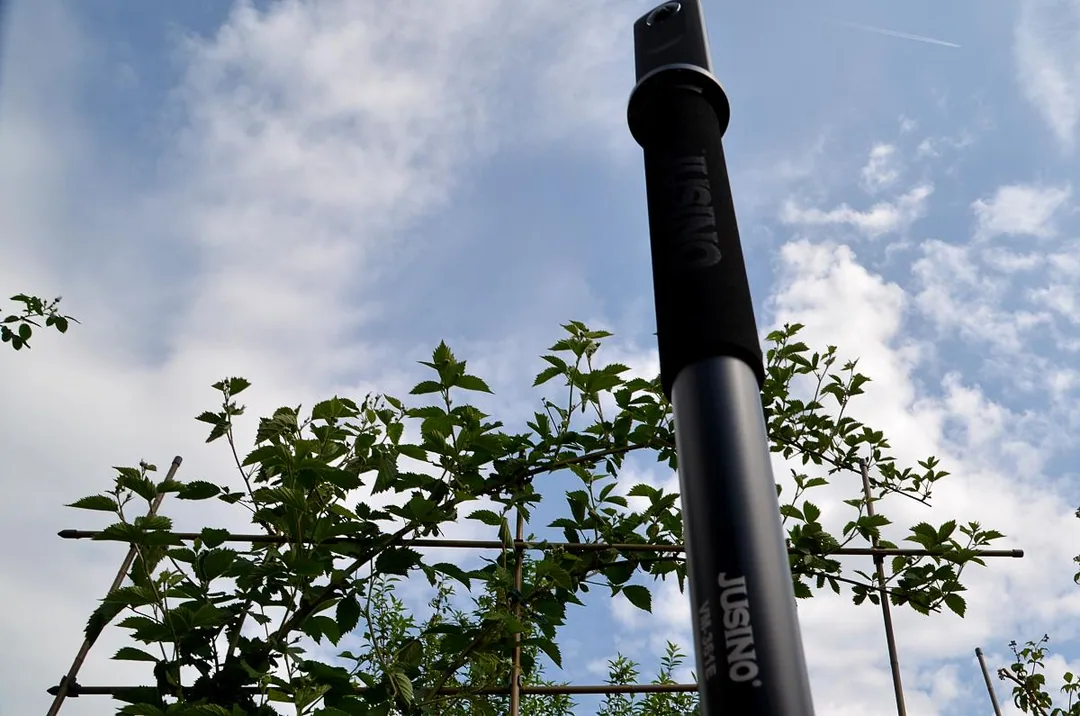 Jusino VM-361 mit Theta S