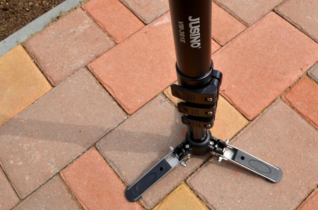 Standfüße des Jusino VM-361 Monopod