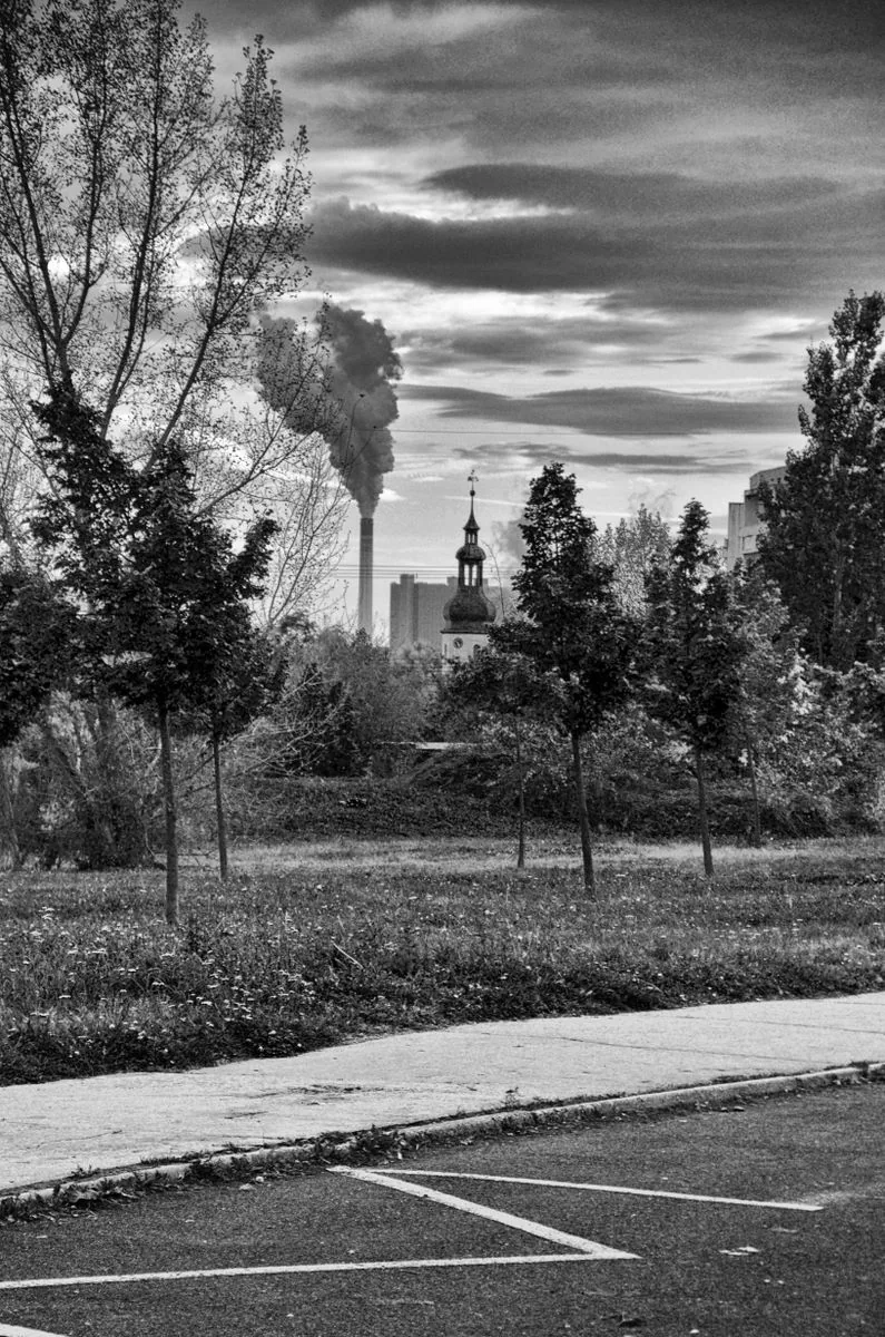 Silberhöhe: Blick zur Kirche in Beesen bis zum Buna-Werk