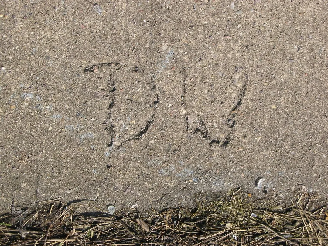 Verewigt auf dem Fußweg