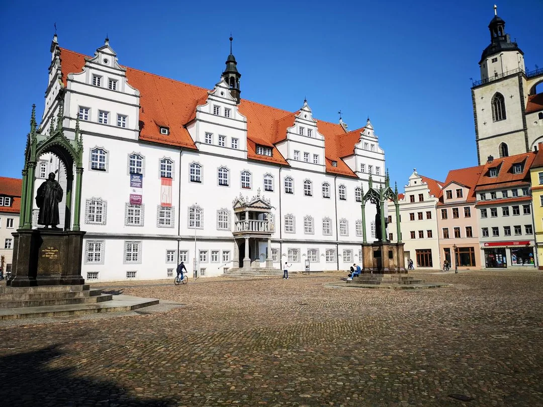 Wittenberg - Rathaus und Stadtkirche