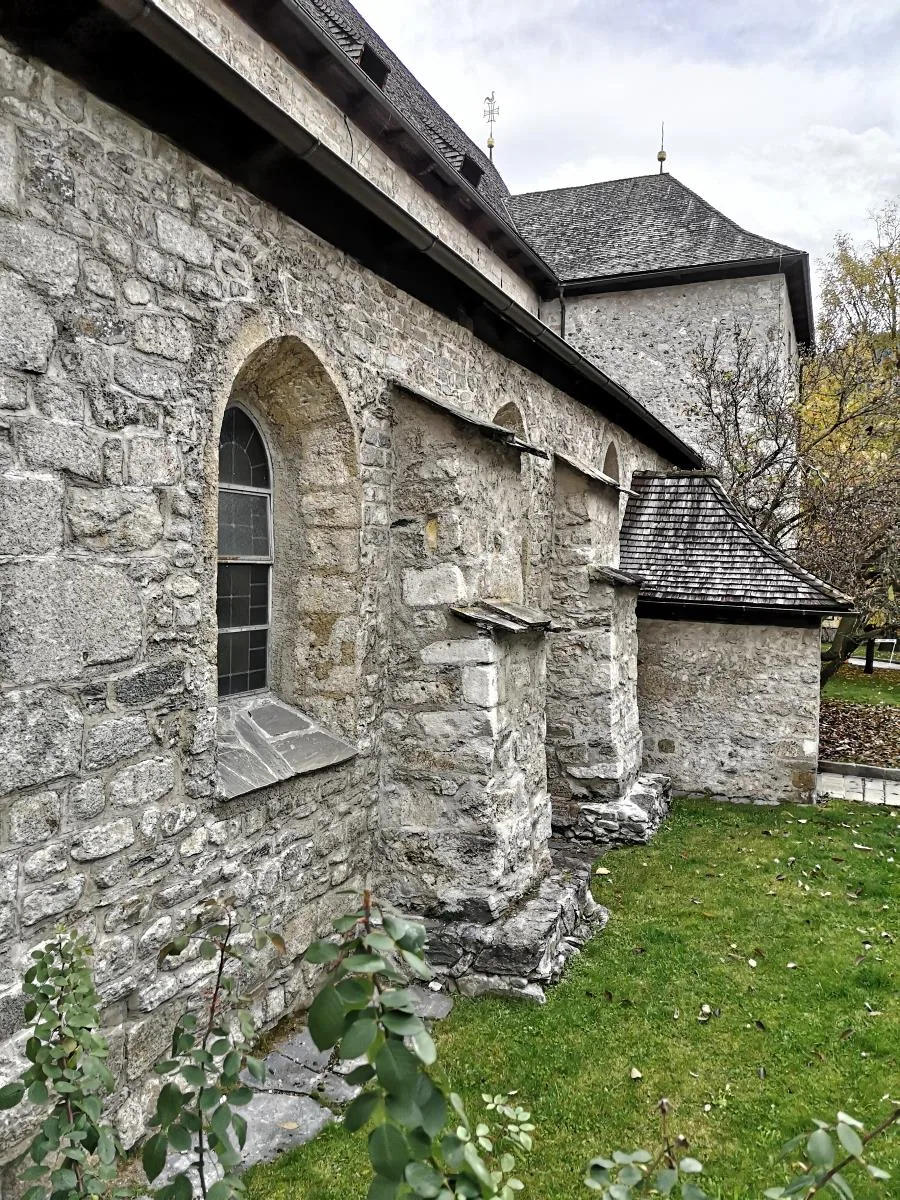 Südseite der Heiliger Hippolyt Kirche in Zell am See