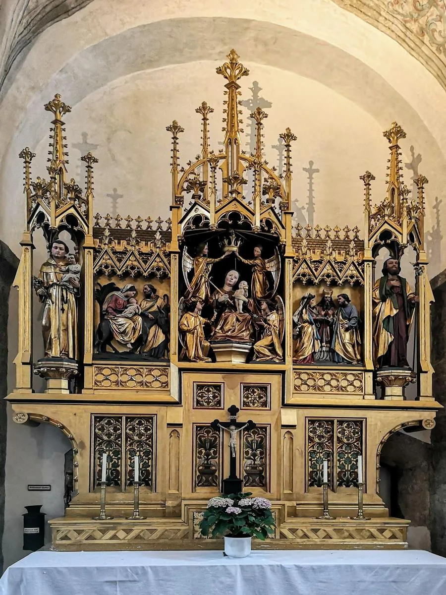 Hochaltar in der Pfarrkirche in Zell am See
