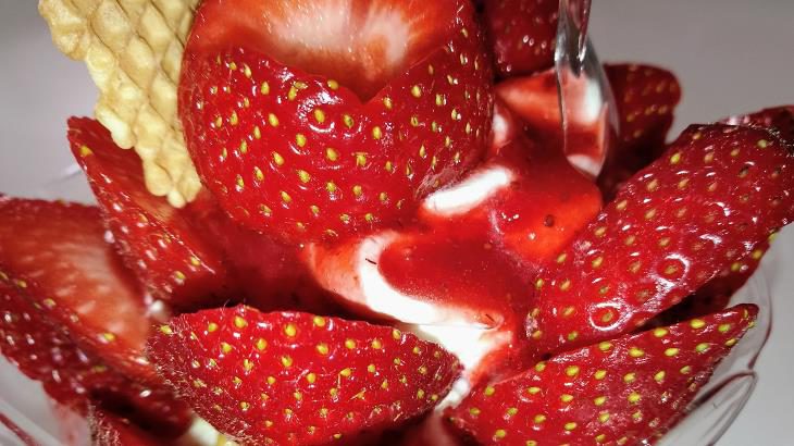 Erdbeereisbecher Fresco Gelato