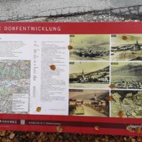 Piesendorf: Schautafel zur Dorfentwicklung