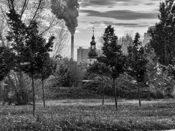 Silberhöhe: Blick zur Kirche in Beesen bis zum Buna-Werk