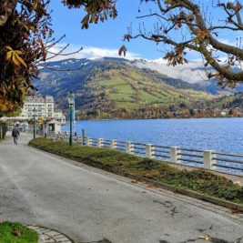 Zell am See, Blick über den See bis zum Grandhotel