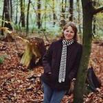 nicole-im-herbstlichen-wald